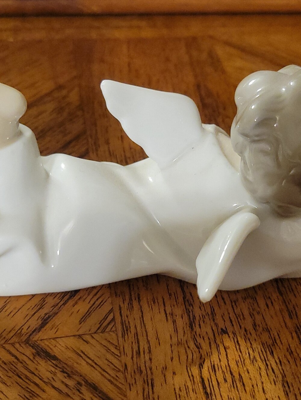 Lladro Angel Laying Down Figurine - Picture 4 of 7